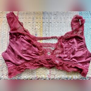 Victoria's Secret Red Lace Bra Intimates